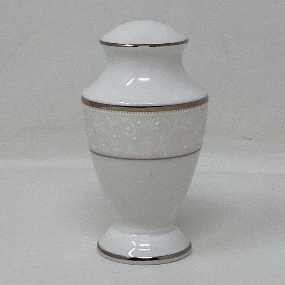 Lenox Opal Innocence Pepper Shaker H1178